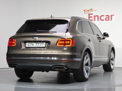 2017 Bentley BENTAYGA — фото 3
