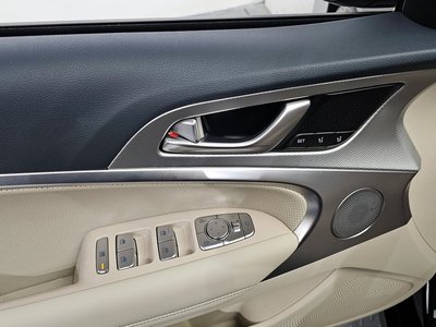 2024 Genesis THE NEW G70 — миниатюра 14