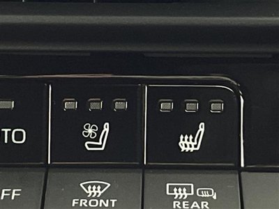 TOYOTA CROWN SPORT - 8