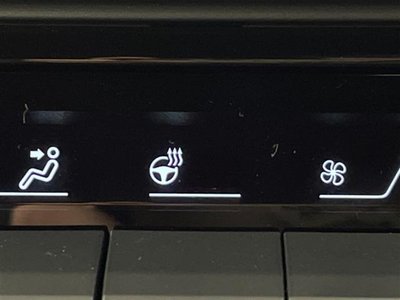 TOYOTA CROWN SPORT - 9