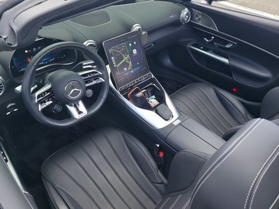 صورة 10 لـ 2024 Mercedes-BENZ SL