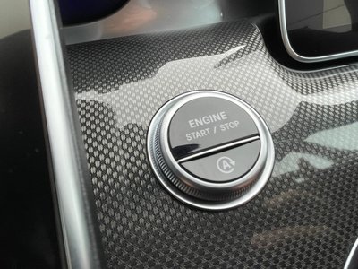 MERCEDES-BENZ C-CLASS - 10