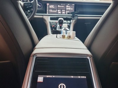PORSCHE PANAMERA - 8