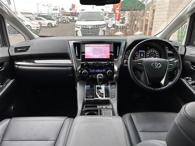 TOYOTA ALPHARD - 3