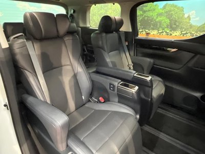 TOYOTA ALPHARD - 9