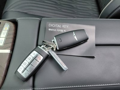 2023 Genesis G80 (RG3) — миниатюра 16