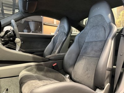 2018 Porsche 911 — миниатюра 12