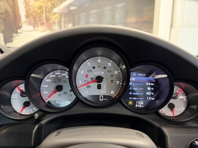 2018 Porsche 911 — миниатюра 17