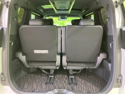 TOYOTA ALPHARD - 8