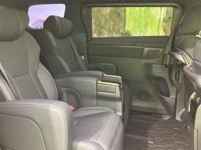 TOYOTA ALPHARD - 5