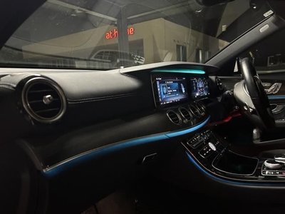 MERCEDES-BENZ E-CLASS - 6