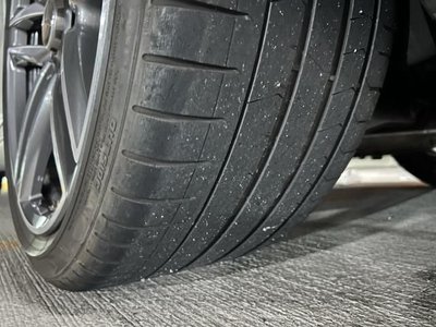 MERCEDES-BENZ E-CLASS - 7