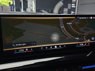 2024 BMW 5 SERIES — миниатюра 20