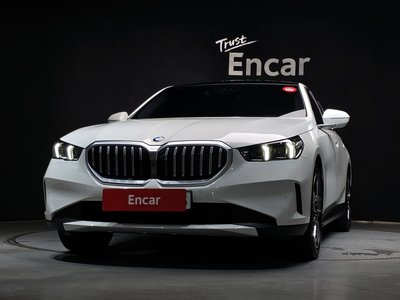 صورة 2 لـ 2024 BMW 5 SERIES