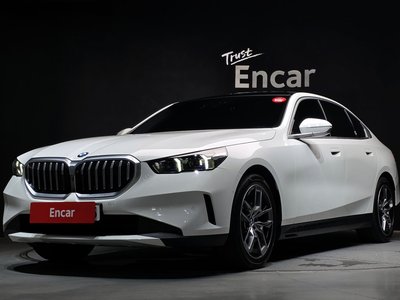 صورة 1 لـ 2024 BMW 5 SERIES