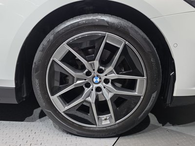 صورة 8 لـ 2024 BMW 5 SERIES