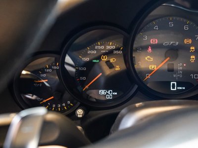 2016 Porsche 911 — миниатюра 30