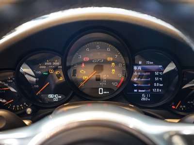 2016 Porsche 911 — миниатюра 13