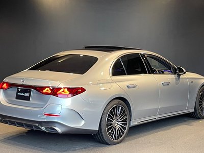 MERCEDES-BENZ E-CLASS - 5