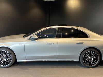 MERCEDES-BENZ E-CLASS - 2