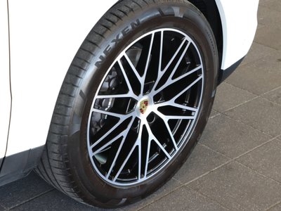 PORSCHE CAYENNE - 10