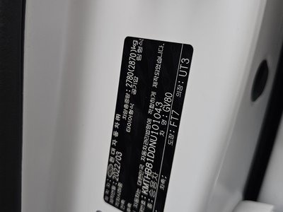 2022 Genesis GV80 thumbnail 40
