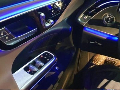 MERCEDES-BENZ E-CLASS - 4