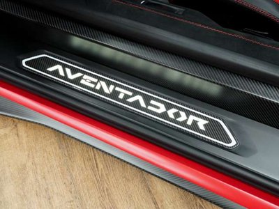 صورة مصغرة 85 لـ 2021 Lamborghini AVENTADOR
