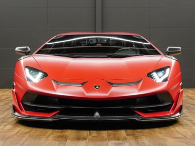 صورة 8 لـ 2021 Lamborghini AVENTADOR