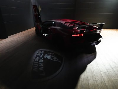 صورة مصغرة 25 لـ 2021 Lamborghini AVENTADOR