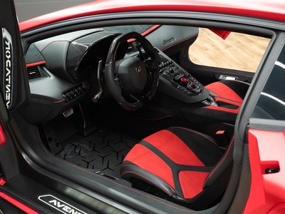 صورة مصغرة 15 لـ 2021 Lamborghini AVENTADOR