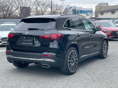 MERCEDES-BENZ GLA - 7