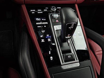 PORSCHE CAYENNE - 9