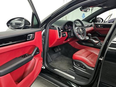 PORSCHE CAYENNE - 10