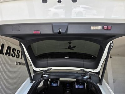 2024 Mercedes-BENZ EQS thumbnail 43