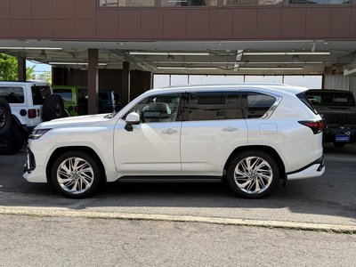 LEXUS LX - 10