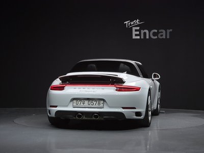 2016 Porsche 911 照片 3