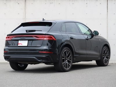 2023 AUDI Q8 photo 5