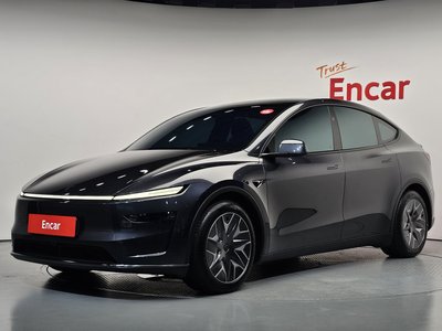 2026 Tesla MODEL Y — фото 1
