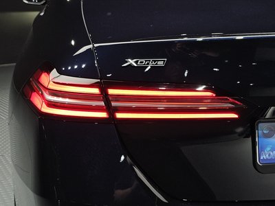 BMW 5 SERIES - 10