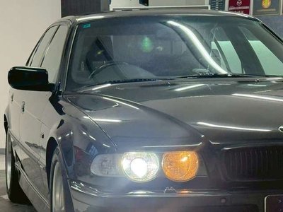 BMW 7 SERIES - 10