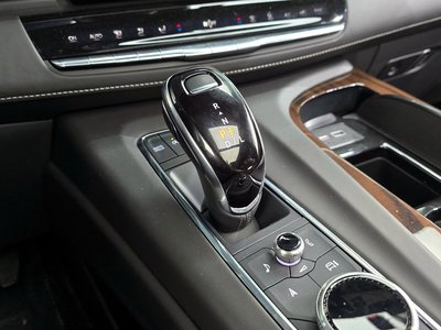 CADILLAC ESCALADE 5TH GENERATION - 9