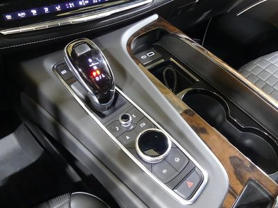 CADILLAC ESCALADE 5TH GENERATION - 9