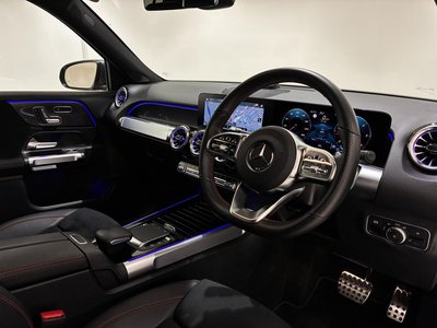 MERCEDES-BENZ GLB - 2