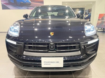 PORSCHE MACAN - 2