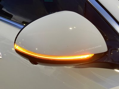 MERCEDES-BENZ E-CLASS - 9