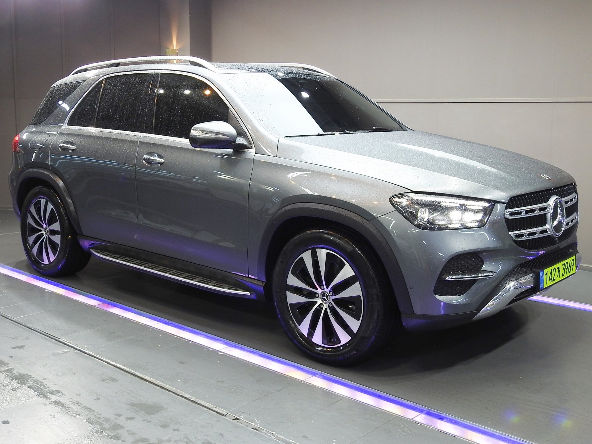 MERCEDES-BENZ GLE - View 1