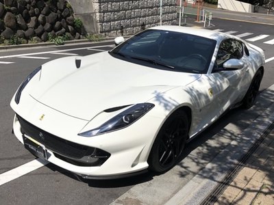 FERRARI 812 SUPERFAST - 1