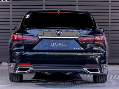 LEXUS LS - 8