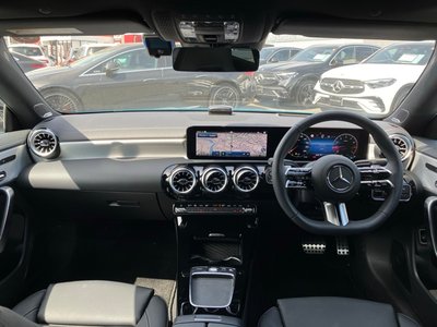 MERCEDES-BENZ CLA - 8